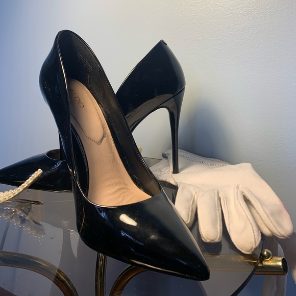 Black patent stilettos - Picture 2 of 3